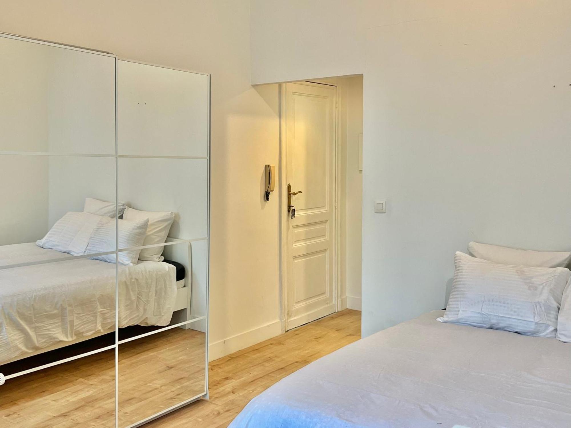 Brussels Hyper Centre Apartment Luaran gambar